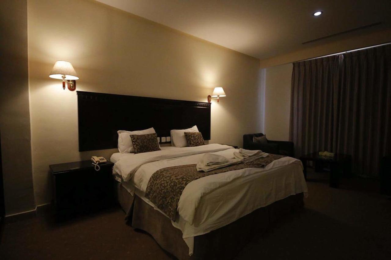 Jeddah Palace Hotel Amman Bagian luar foto