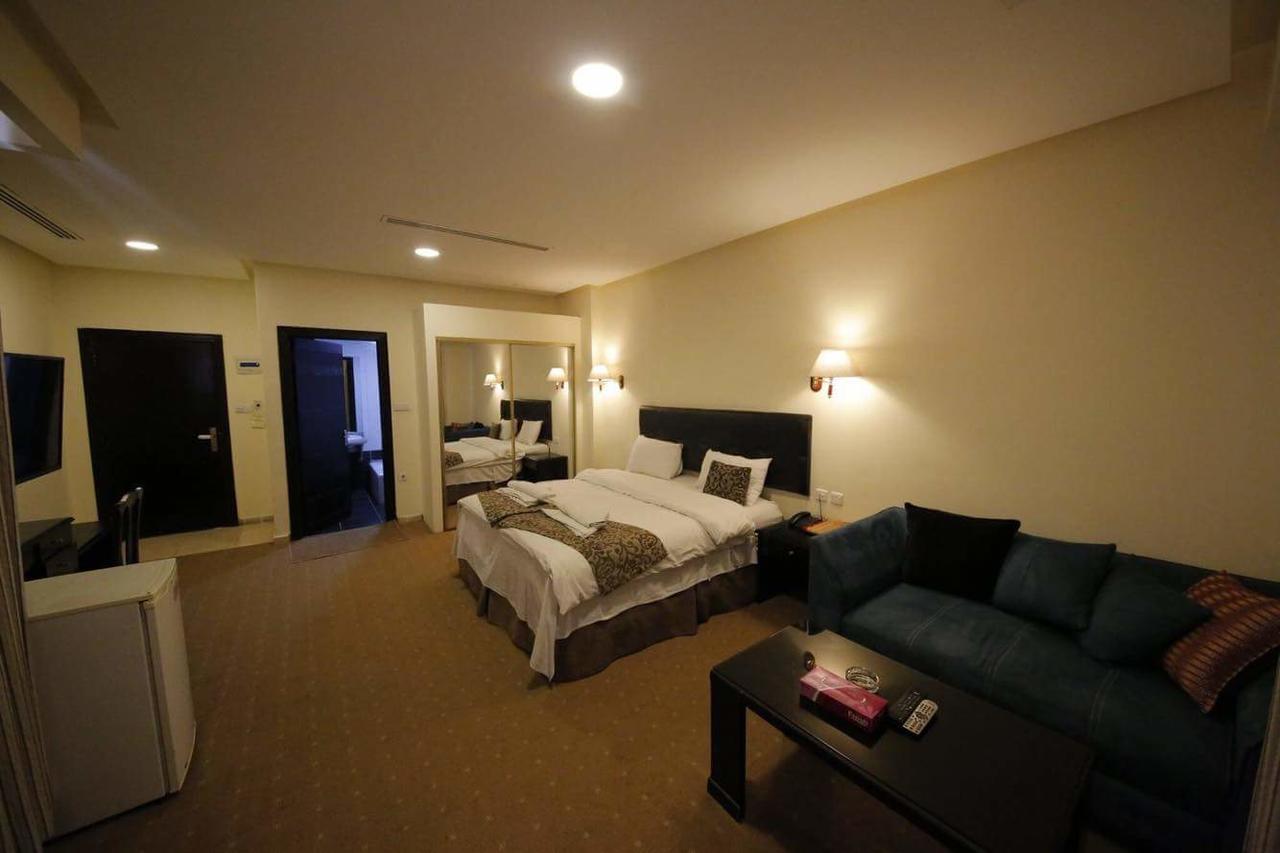 Jeddah Palace Hotel Amman Bagian luar foto